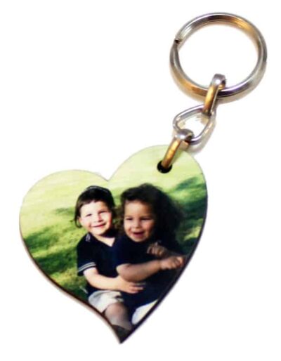 פוטוגיפט, מחזיק מפתחות בצורת לב מתאים למתנה למאורסים, מתנה לחברות, מתנה להורים